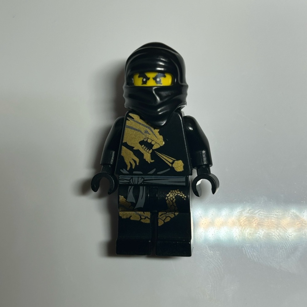 LEGO Ninjago “DX Cole” Minifigure